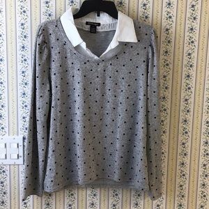 Gray shirt with white collarr